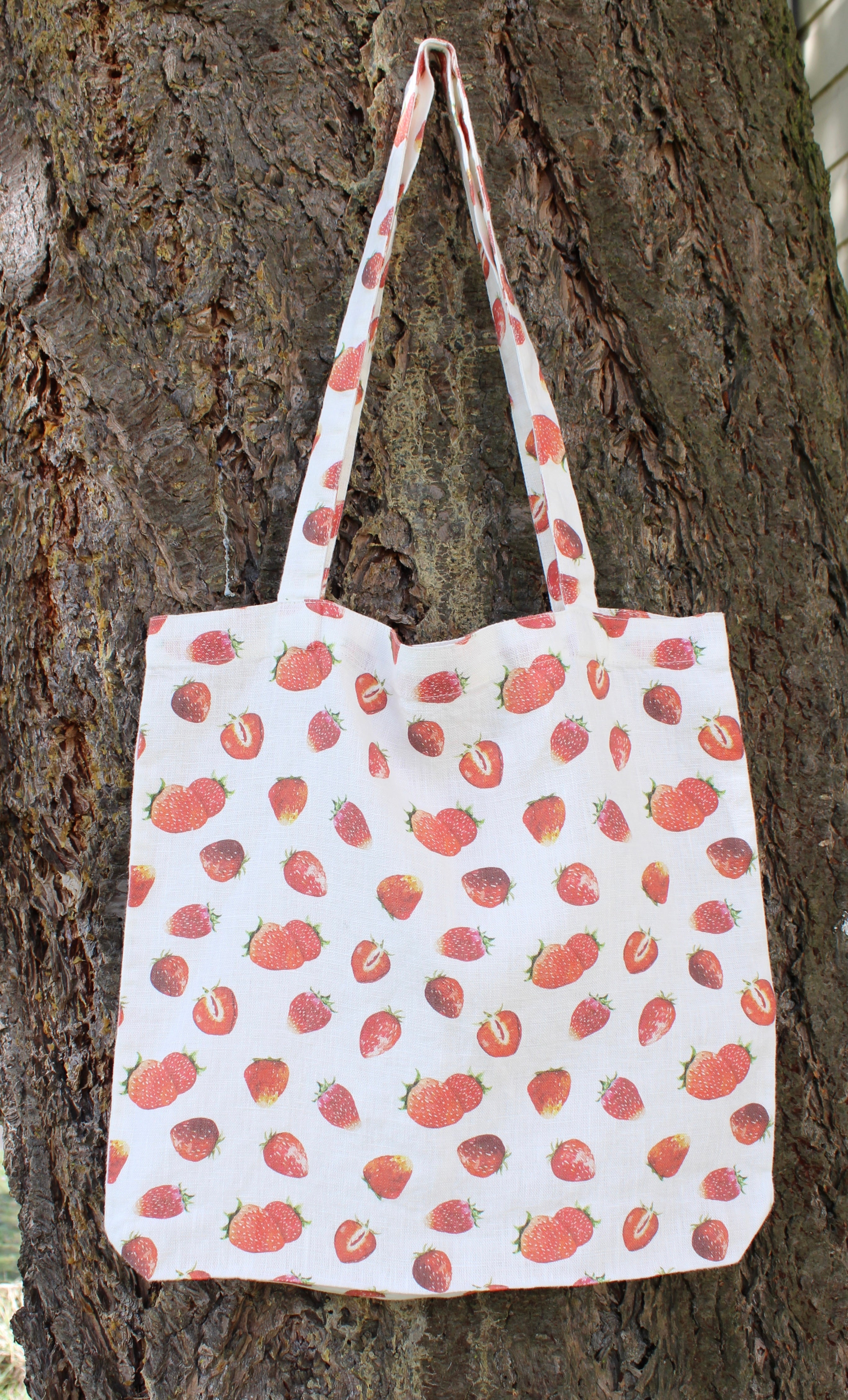 Linen Tote Bag Watercolor Strawberries